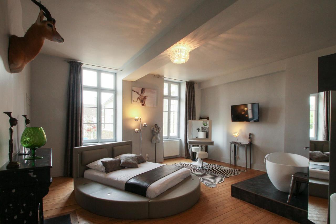 Le Prieure Hotel Noyers-sur-Serein Eksteriør billede