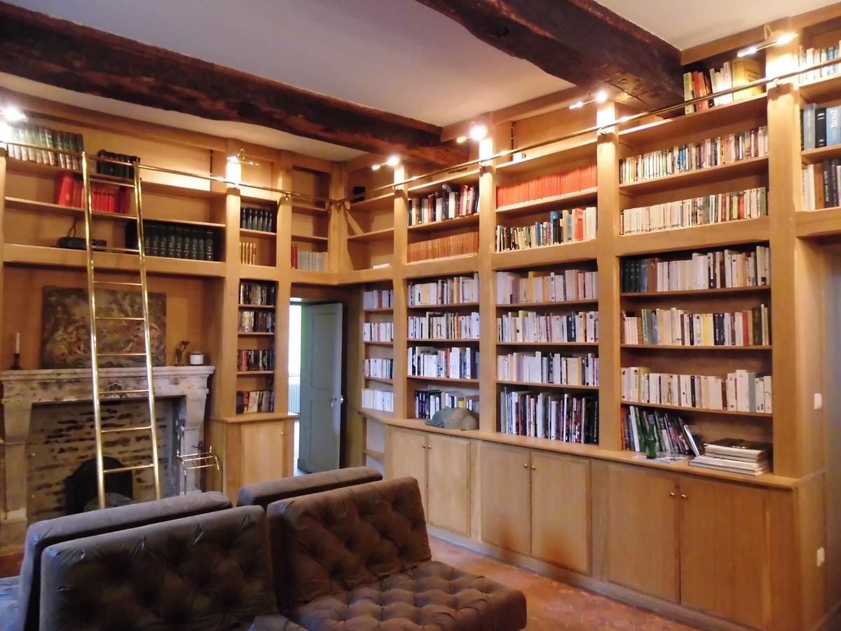 Le Prieure Hotel Noyers-sur-Serein Eksteriør billede