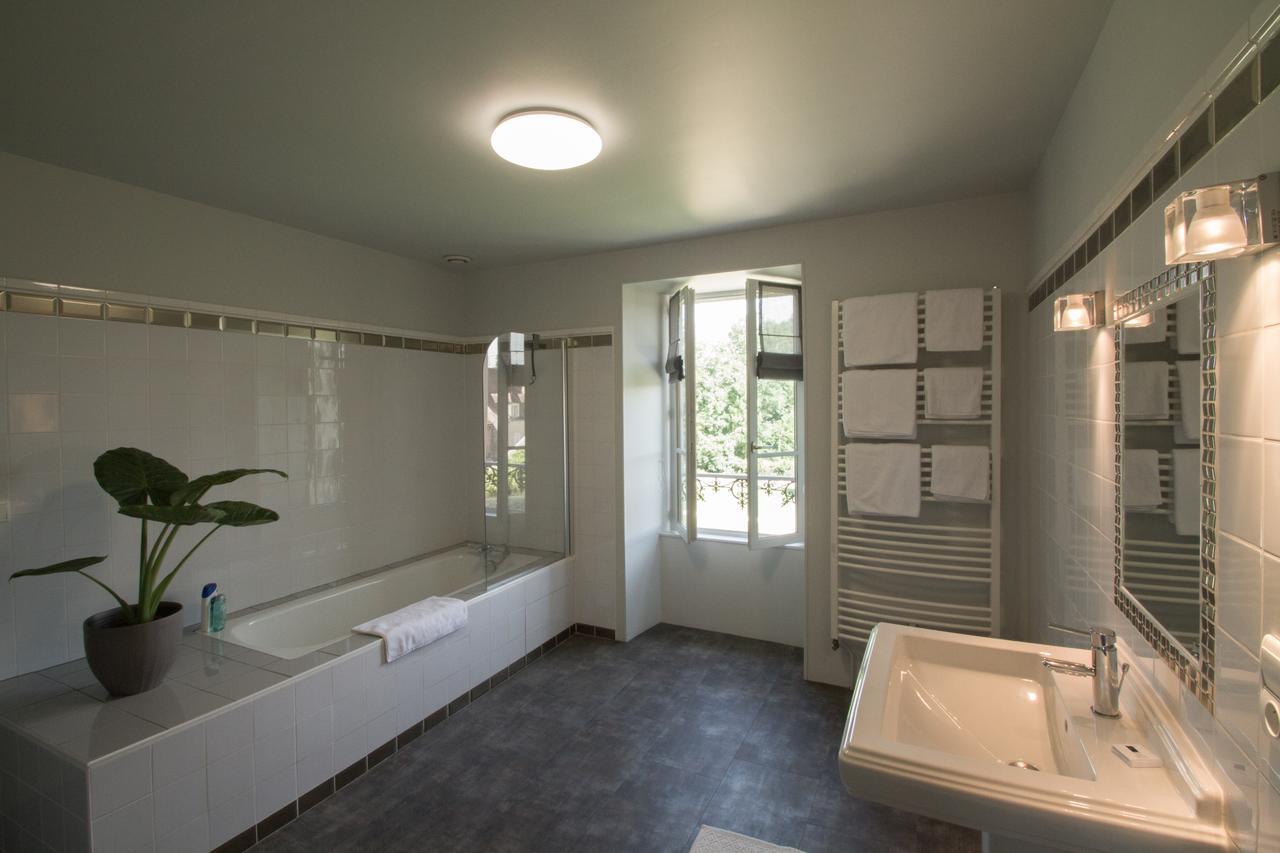 Le Prieure Hotel Noyers-sur-Serein Eksteriør billede
